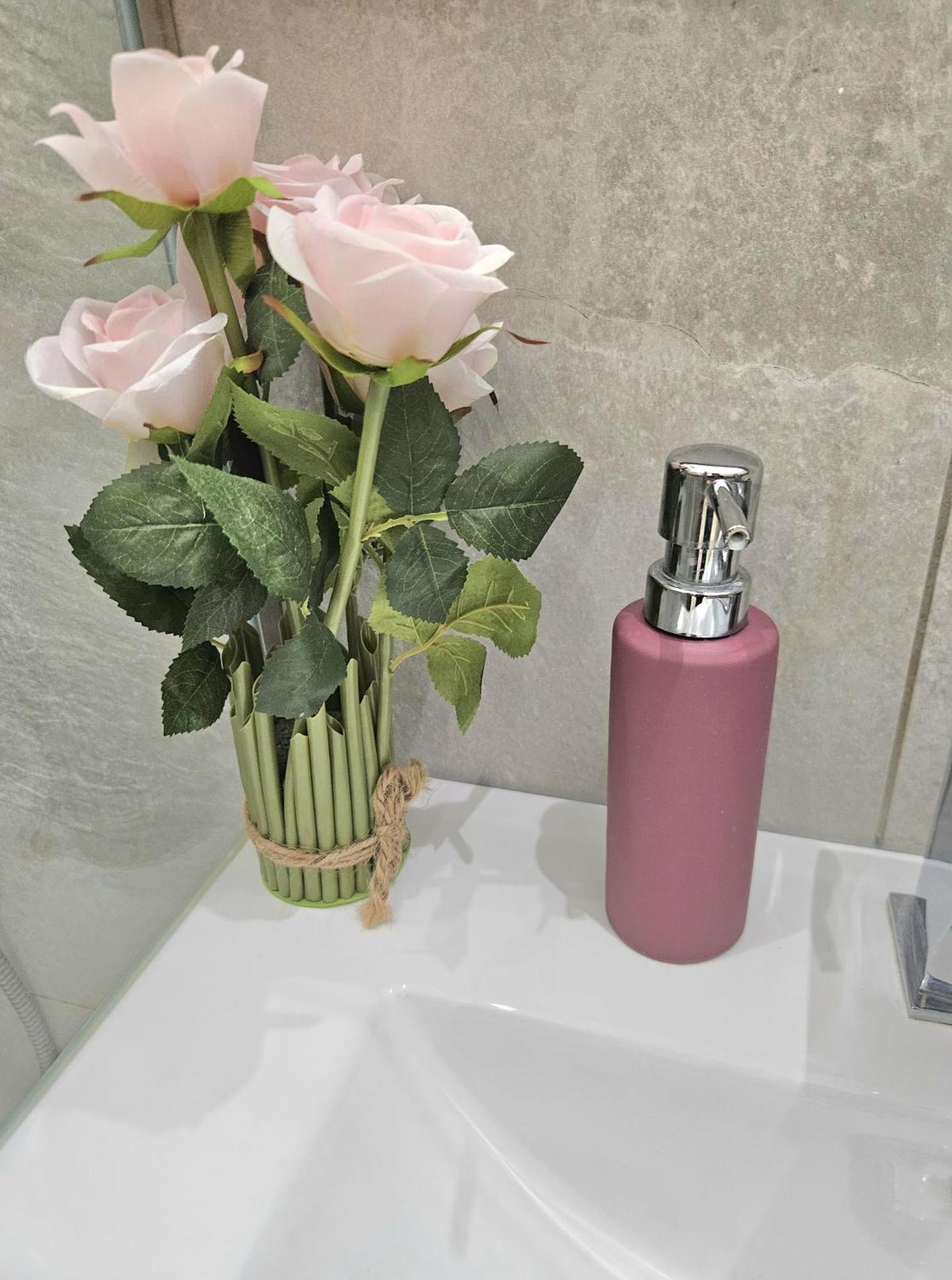 Designer Downtown Gem Apartment Budapest Luaran gambar