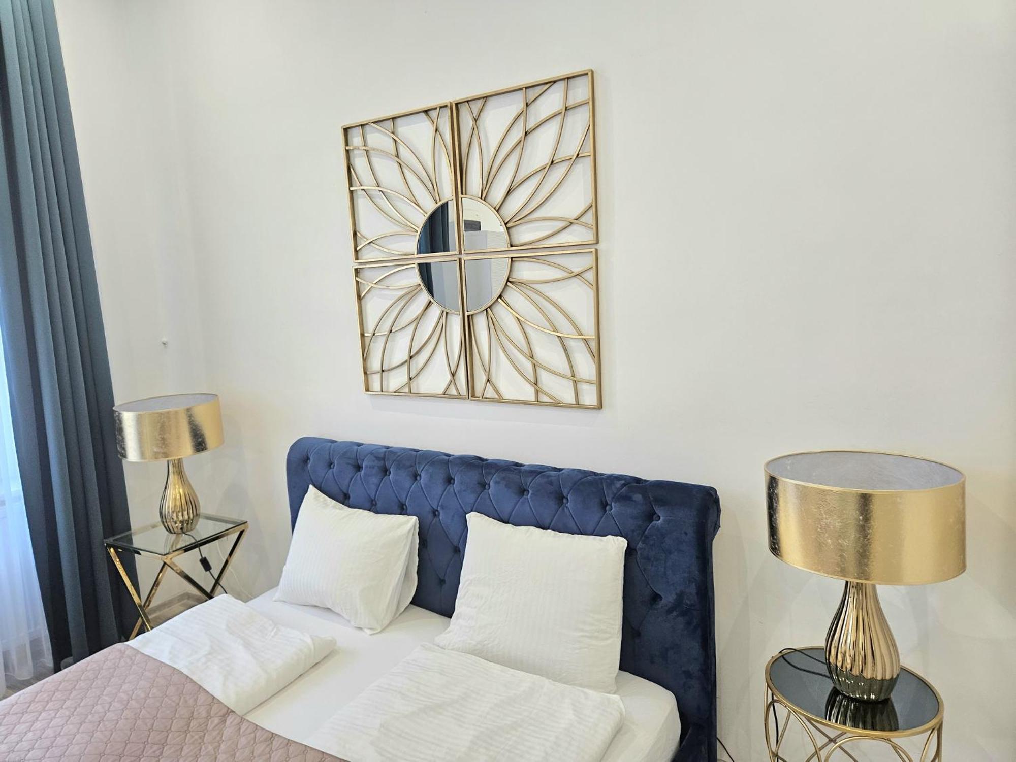 Designer Downtown Gem Apartment Budapest Luaran gambar